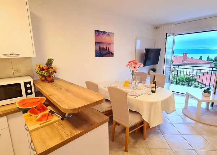 Karamarko Apartament *