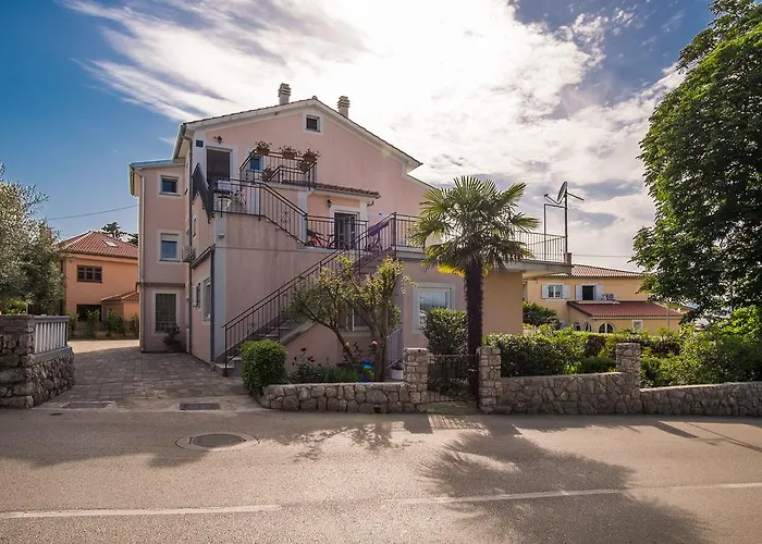 Apartman Karamarko *