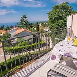 Apartment Karamarko Malinska